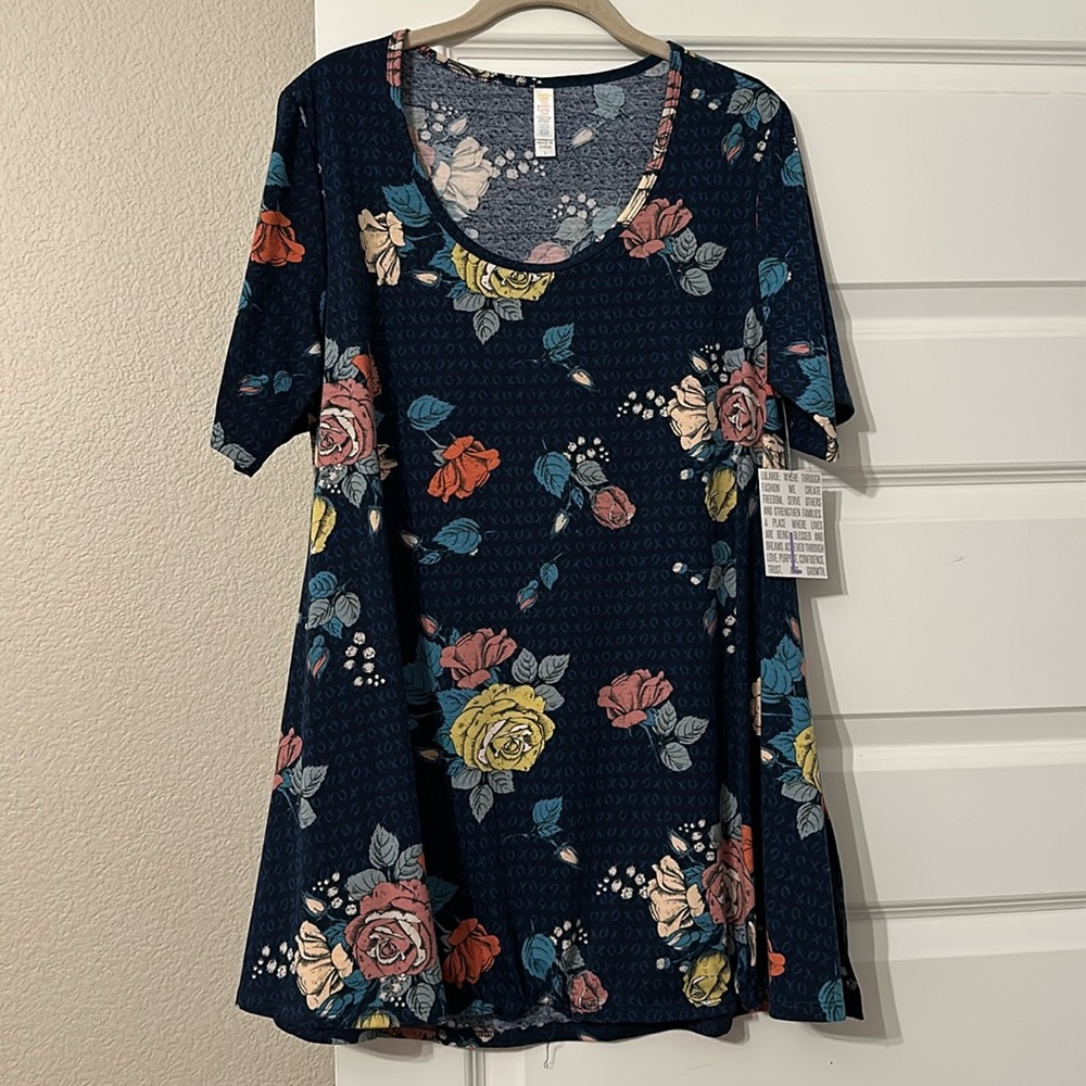 Lularoe Perfect T